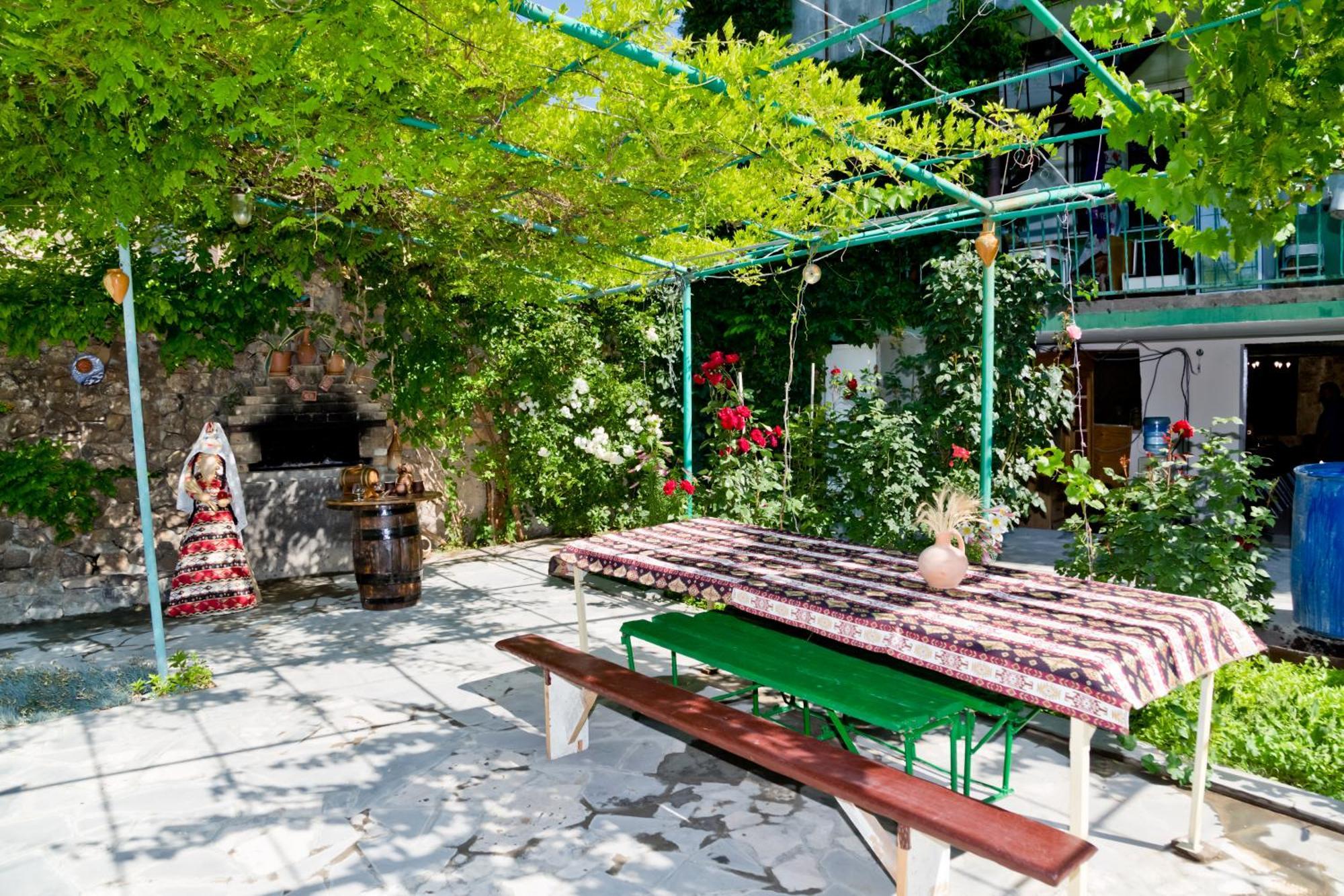 Ashtarak Garden Guesthouse Экстерьер фото